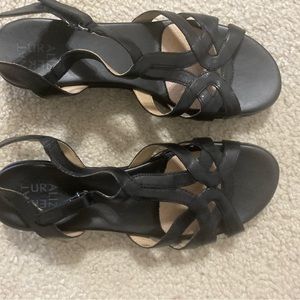 Naturalizer Black low heel strappy sandals Size 9.5